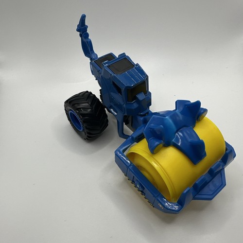 Monster jam dirt squad rolland - monster,