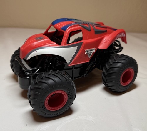 Monster jam marvel mega - monster,