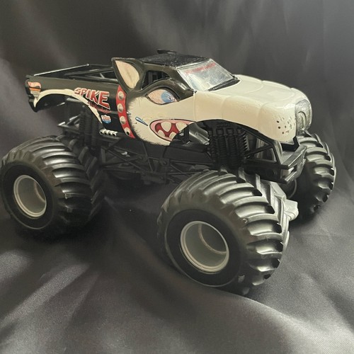 Hot wheels monster - jam, spike